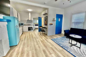 Luxury 1 BR Montrose - Cagliari at The Italian Plaza